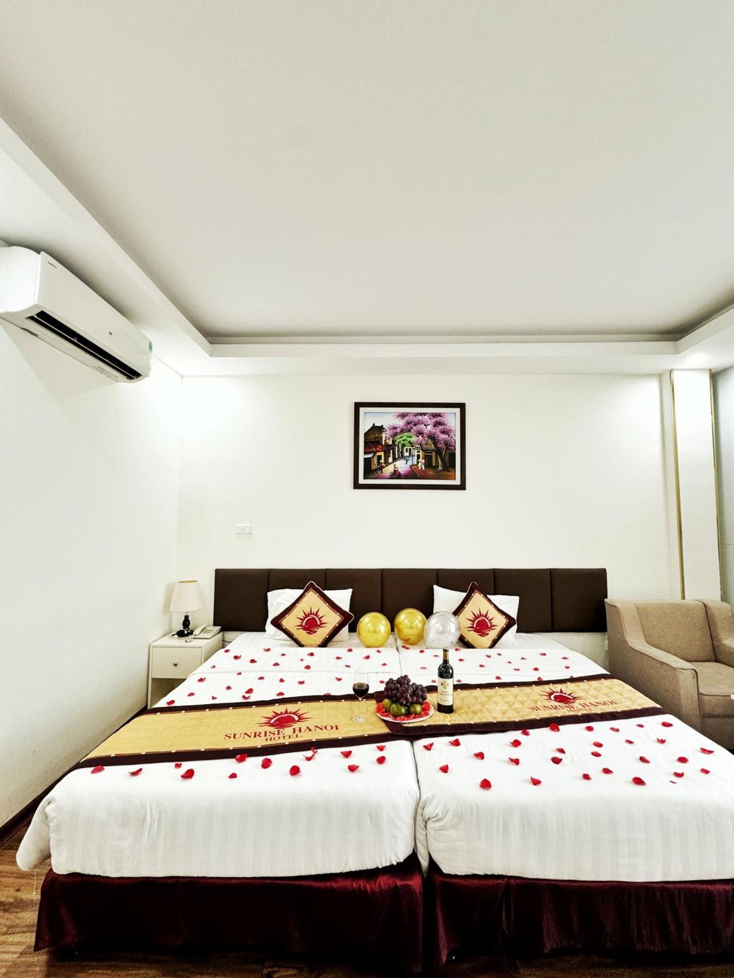 Sunrise Hanoi Hotel Exterior photo