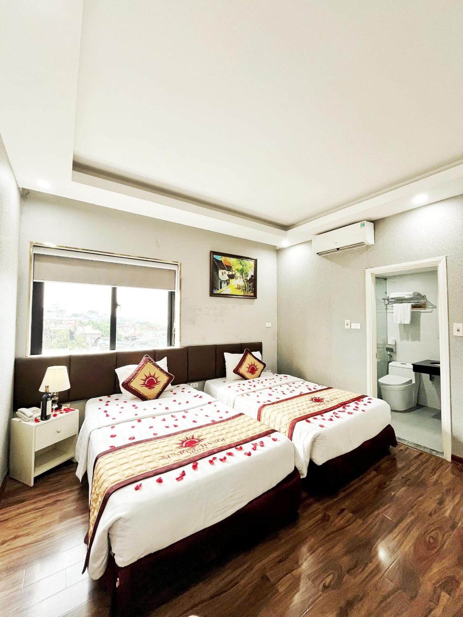 Sunrise Hanoi Hotel Exterior photo