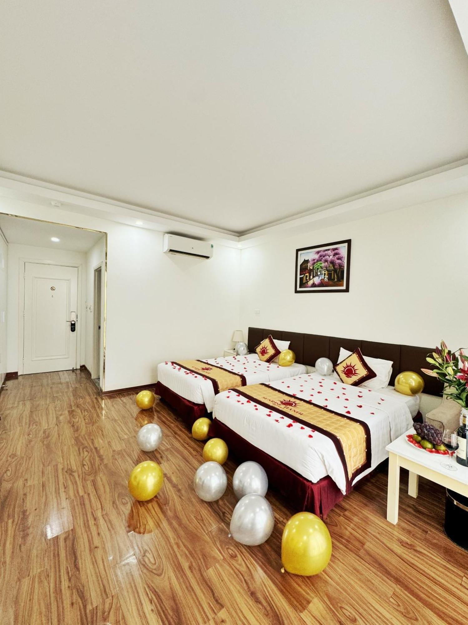Sunrise Hanoi Hotel Exterior photo