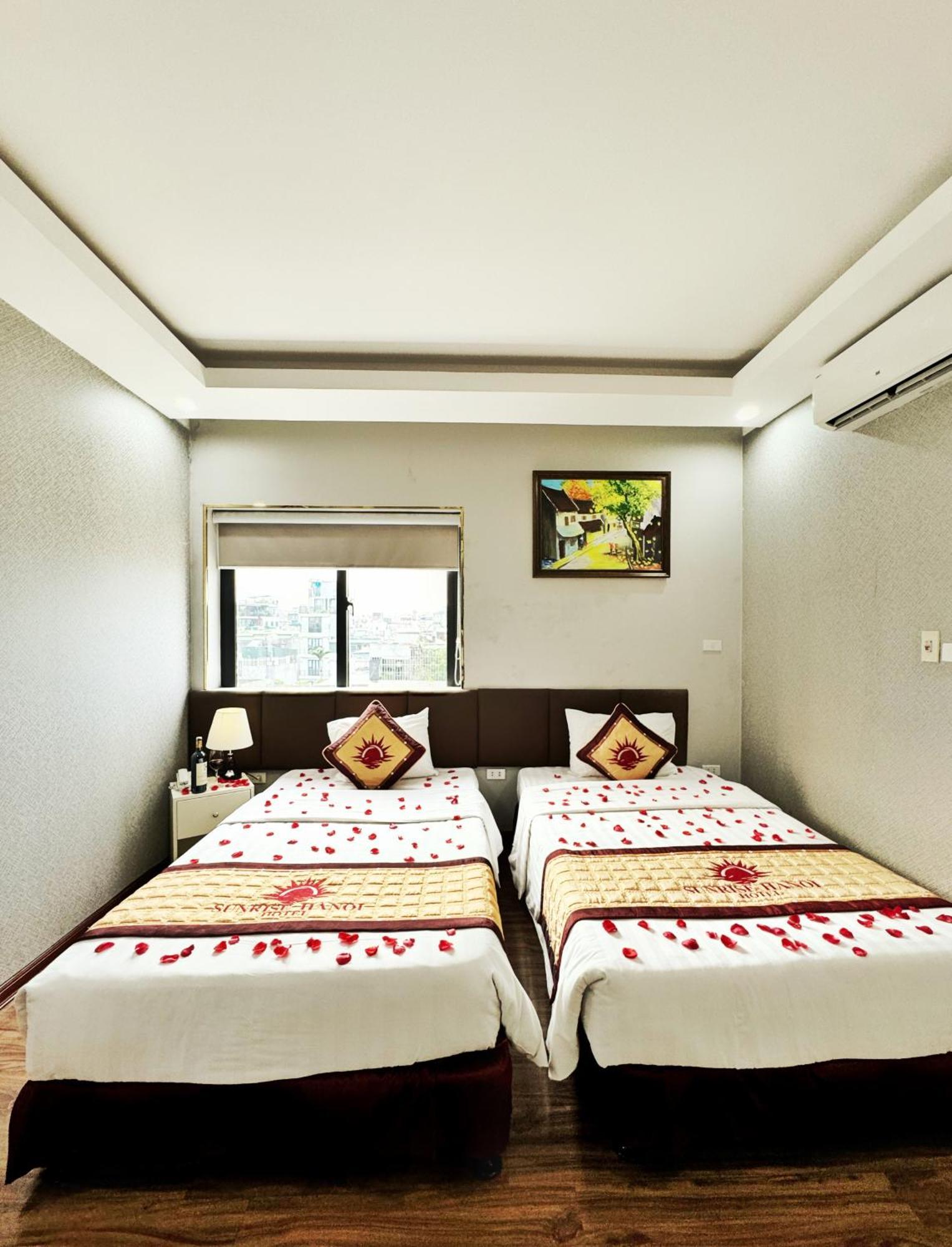 Sunrise Hanoi Hotel Exterior photo