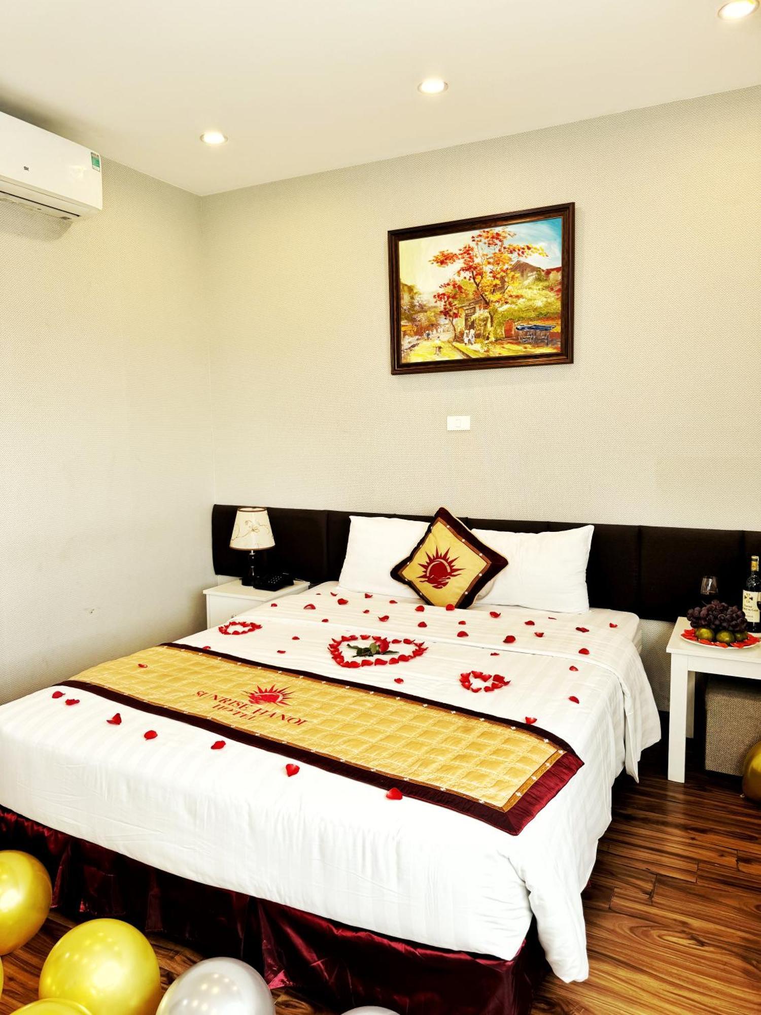 Sunrise Hanoi Hotel Exterior photo